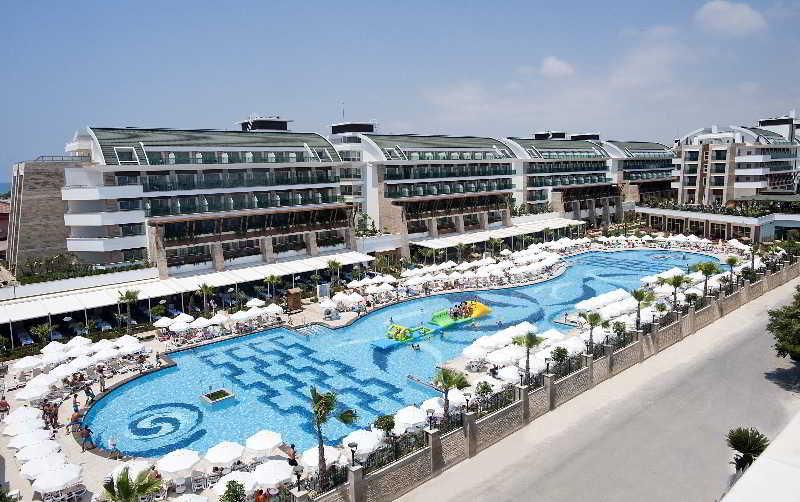 Crystal Waterworld Resort & Spa Belek Exterior foto